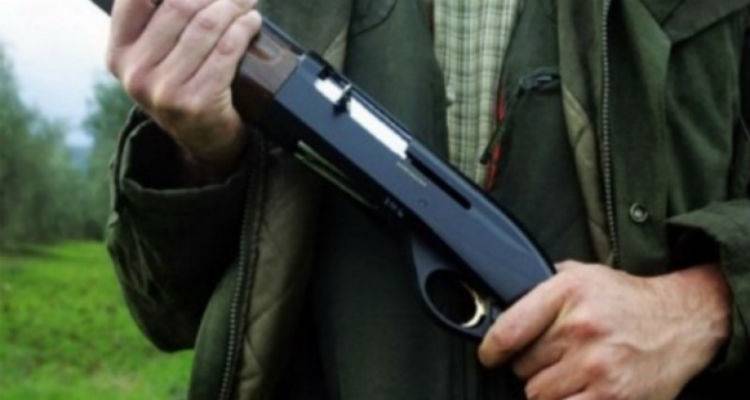 Μήνυση σε Λημνιό για παράνομη μεταφορά όπλου