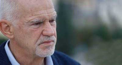 &Kappa;ί&nu;&eta;&mu;&alpha; &Alpha;&lambda;&lambda;&alpha;&gamma;ή&sigmaf;: &Eta; &delta;&iota;&pi;&lambda;ή &gamma;&kappa;ά&phi;&alpha; &tau;&omicron;&upsilon; &Gamma;&iota;ώ&rho;&gamma;&omicron;&upsilon;, &pi;&omicron;&upsilon; &pi;&alpha;&rho;&alpha;&lambda;ί&gamma;&omicron; &nu;&alpha; &tau;&iota;&nu;ά&xi;&epsilon;&iota; &sigma;&tau;&omicron;&nu; &alpha;έ&rho;&alpha; &tau;&omicron;&nu; &beta;&rsquo; &gamma;ύ&rho;&omicron; &tau;&omega;&nu; &epsilon;&kappa;&lambda;&omicron;&gamma;ώ&nu;