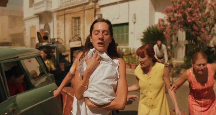 E&pi;&iota;&mu;έ&nu;&epsilon;&iota; &eta; Ά&gamma;&kappa;&upsilon;&rho;&alpha;: &Sigma;&epsilon;&iota;&rho;ά &laquo;&mu;&alpha;ύ&rho;&eta;&sigmaf; &pi;&rho;&omicron;&pi;&alpha;&gamma;ά&nu;&delta;&alpha;&sigmaf;&raquo; &tau;&omicron; Famagusta &pi;&omicron;&upsilon; &theta;&alpha; &pi;&rho;&omicron;&beta;&lambda;&eta;&theta;&epsilon;ί &sigma;&tau;&omicron; &Nu;etflix, &lambda;έ&epsilon;&iota; &tau;&omicron; &tau;&omicron;&upsilon;&rho;&kappa;&iota;&kappa;ό &Upsilon;&Pi;&Epsilon;&Xi;