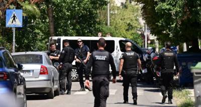 &Chi;&alpha;&lambda;ά&nu;&delta;&rho;&iota;: &laquo;&Alpha;&pi;&omicron;&phi;ά&sigma;&iota;&sigma;&epsilon; &nu;&alpha; &delta;&iota;&alpha;&kappa;ό&psi;&epsilon;&iota;, &mu;&epsilon; &kappa;&alpha;&tau;&eta;&gamma;&omicron;&rho;&omicron;ύ&sigma;&epsilon; &sigma;&tau;&omicron;&upsilon;&sigmaf; &phi;ί&lambda;&omicron;&upsilon;&sigmaf; &mu;&omicron;&upsilon;&raquo; -&Eta; &kappa;&upsilon;&nu;&iota;&kappa;ή &omicron;&mu;&omicron;&lambda;&omicron;&gamma;ί&alpha; &tau;&omicron;&upsilon; 28&chi;&rho;&omicron;&nu;&omicron;&upsilon; &gamma;&iota;&alpha; &tau;&eta; &delta;&omicron;&lambda;&omicron;&phi;&omicron;&nu;ί&alpha; &tau;&eta;&sigmaf; 47&chi;&rho;&omicron;&nu;&eta;&sigmaf;