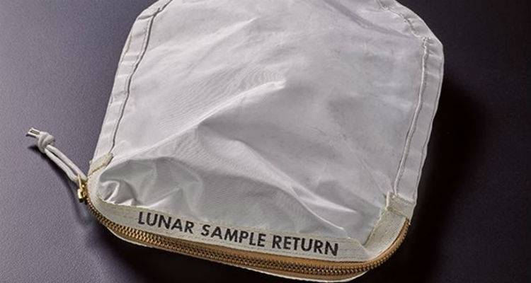 &Omicron; &sigma;ά&kappa;&omicron;&sigmaf; &mu;&epsilon; &tau;&eta; &sigma;&epsilon;&lambda;&eta;&nu;&iota;&alpha;&kappa;ή &sigma;&kappa;ό&nu;&eta; &tau;&omicron;&upsilon; Ά&rho;&mu;&sigma;&tau;&rho;&omicron;&nu;&gamma;&kappa; &theta;&alpha; &pi;&omega;&lambda;&eta;&theta;&epsilon;ί έ&nu;&alpha;&nu;&tau;&iota;... &alpha;&sigma;&tau;&rho;&omicron;&nu;&omicron;&mu;&iota;&kappa;&omicron;ύ &pi;&omicron;&sigma;&omicron;ύ