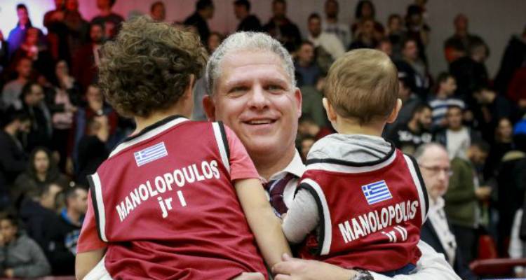 &Mu;&alpha;&nu;&omega;&lambda;ό&pi;&omicron;&upsilon;&lambda;&omicron;&sigmaf;: &laquo;&Eta; &Lambda;ή&mu;&nu;&omicron;&sigmaf; &epsilon;ί&nu;&alpha;&iota; έ&nu;&alpha; &pi;&alpha;&nu;έ&mu;&omicron;&rho;&phi;&omicron; &nu;&eta;&sigma;ί&raquo;