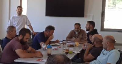 &Pi;&epsilon;&rho;&iota;&omicron;&delta;&epsilon;ί&alpha; &tau;&omicron;&upsilon; &Sigma;&pi;ύ&rho;&omicron;&upsilon; &Pi;&lambda;ά&nu;&tau;&zeta;&omicron;&upsilon;, &upsilon;&pi;&omicron;&psi;ή&phi;&iota;&omicron;&upsilon; &beta;&omicron;&upsilon;&lambda;&epsilon;&upsilon;&tau;ή &tau;&omicron;&upsilon; &Kappa;&Kappa;&Epsilon; &sigma;&tau;&omicron; &nu;&omicron;&mu;ό, &sigma;&tau;&eta; &Delta;&Epsilon;&Eta;