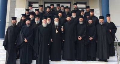 &Pi;&rho;ώ&tau;&eta; &Iota;&epsilon;&rho;&alpha;&tau;&iota;&kappa;ή &Sigma;ύ&nu;&alpha;&xi;&eta; &tau;&omicron;&upsilon; &Mu;&eta;&tau;&rho;&omicron;&pi;&omicron;&lambda;ί&tau;&omicron;&upsilon; &Lambda;ή&mu;&nu;&omicron;&upsilon;