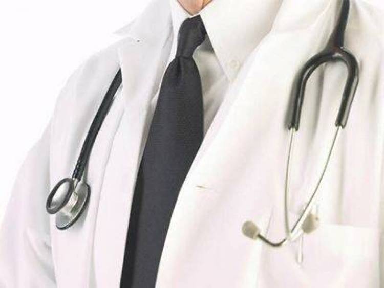 Παρατείνεται η παραμονή του πνευμονολόγου Μ. Χατζηγιάννη στο ΠΕΔΥ Λήμνου