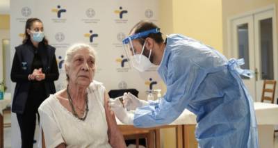 &Pi;ό&lambda;&epsilon;&mu;&omicron;&sigmaf; &Epsilon;&Epsilon; &mu;&epsilon; &tau;&iota;&sigmaf; &epsilon;&tau;&alpha;&iota;&rho;&epsilon;ί&epsilon;&sigmaf; &gamma;&iota;&alpha; &tau;&alpha; &epsilon;&mu;&beta;ό&lambda;&iota;&alpha; | &Pi;ώ&sigmaf; &epsilon;&pi;&eta;&rho;&epsilon;ά&zeta;&epsilon;&tau;&alpha;&iota; &eta; &Epsilon;&lambda;&lambda;ά&delta;&alpha;, &pi;ό&sigma;&alpha; έ&lambda;&alpha;&beta;&epsilon;, &pi;ό&sigma;&alpha; &theta;&alpha; &lambda;ά&beta;&epsilon;&iota; &kappa;&alpha;&iota; &pi;ό&tau;&epsilon;