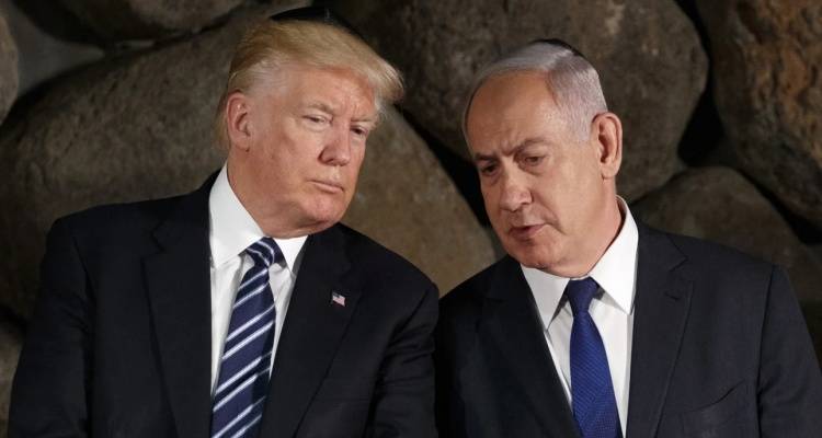 &Nu;&epsilon;&tau;&alpha;&nu;&iota;ά&chi;&omicron;&upsilon;: &Mu;&iota;&lambda;ή&sigma;&alpha;&mu;&epsilon; ή&delta;&eta; &tau;&rho;&epsilon;&iota;&sigmaf; &phi;&omicron;&rho;έ&sigmaf; &mu;&epsilon; &tau;&omicron;&nu; &Tau;&rho;&alpha;&mu;&pi; &sigma;&tau;&omicron; &tau;&eta;&lambda;έ&phi;&omega;&nu;&omicron; -&Sigma;&upsilon;&mu;&phi;&omega;&nu;&omicron;ύ&mu;&epsilon; &sigma;&tau;&alpha; &pi;ά&nu;&tau;&alpha; &gamma;&iota;&alpha; &tau;&eta;&nu; &alpha;&pi;&epsilon;&iota;&lambda;ή &tau;&omicron;&upsilon; &Iota;&rho;ά&nu;