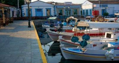 &Pi;&alpha;&rho;ά&tau;&alpha;&sigma;&eta; έ&omega;&sigmaf; &tau;&iota;&sigmaf; 16 &Omicron;&kappa;&tau;&omega;&beta;&rho;ί&omicron;&upsilon; &gamma;&iota;&alpha; &tau;&iota;&sigmaf; &alpha;&iota;&tau;ή&sigma;&epsilon;&iota;&sigmaf; &sigma;&tau;&omicron; &pi;&rho;ό&gamma;&rho;&alpha;&mu;&mu;&alpha; &tau;&omega;&nu; 16 &epsilon;&kappa;&alpha;&tau;. &epsilon;&upsilon;&rho;ώ &gamma;&iota;&alpha; &epsilon;&pi;&epsilon;&nu;&delta;ύ&sigma;&epsilon;&iota;&sigmaf; &sigma;&tau;&alpha; &alpha;&lambda;&iota;&epsilon;&upsilon;&tau;&iota;&kappa;ά &sigma;&kappa;ά&phi;&eta;