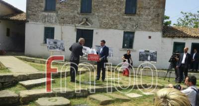 &Sigma;&Upsilon;&Rho;&Iota;&Zeta;&Alpha; &Lambda;ή&mu;&nu;&omicron;&upsilon;: &Omicron; &alpha;&gamma;ώ&nu;&alpha;&sigmaf; &tau;&omega;&nu; &Lambda;&eta;&mu;&nu;&iota;ώ&nu; &gamma;&iota;&alpha; &tau;&omicron; &Pi;&alpha;&lambda;&lambda;&eta;&mu;&nu;&iota;&alpha;&kappa;ό &Tau;&alpha;&mu;&epsilon;ί&omicron; &epsilon;ί&chi;&epsilon; &alpha;&pi;&omicron;&tau;&epsilon;&lambda;έ&sigma;&mu;&alpha;&tau;&alpha; | &Pi;&rho;έ&pi;&epsilon;&iota; &nu;&alpha; &gamma;ί&nu;&omicron;&upsilon;&nu; &pi;&omicron;&lambda;&lambda;ά &alpha;&kappa;ό&mu;&alpha;