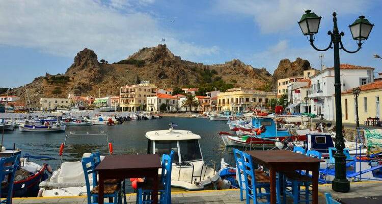 &Lambda;ή&mu;&nu;&omicron;&sigmaf;: &Tau;&omicron; &epsilon;ύ&phi;&omicron;&rho;&omicron; &nu;&eta;&sigma;ί &tau;&omicron;&upsilon; &Eta;&phi;&alpha;ί&sigma;&tau;&omicron;&upsilon;