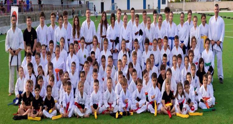 Γέμισε καρατέκα το γήπεδο της Ατσικής |Ο Πολιτιστικού Συλλόγου Μελέτης &amp;Ανάπτυξης Σωματικής Ευεξίας «Ελευθέριος» ευχαριστεί…