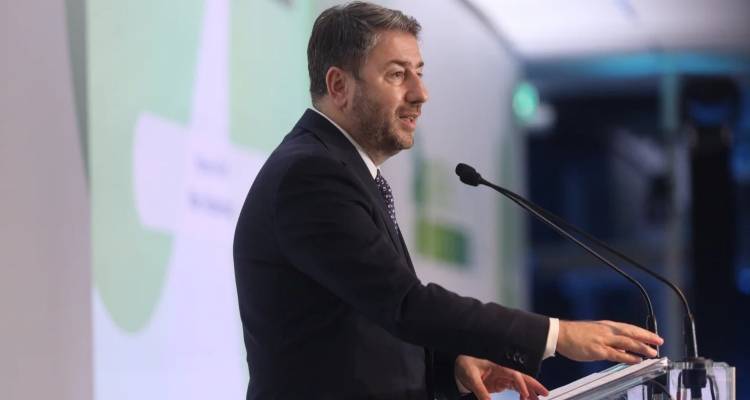 &Pi;&Alpha;&Sigma;&Omicron;&Kappa;: &Omicron; &Alpha;&nu;&delta;&rho;&omicron;&upsilon;&lambda;ά&kappa;&eta;&sigmaf; &alpha;&nu;&omicron;ί&gamma;&epsilon;&iota; &delta;&iota;ά&lambda;&omicron;&gamma;&omicron; &mu;&epsilon; &tau;&omicron;&upsilon;&sigmaf; &kappa;&omicron;&iota;&nu;&omega;&nu;&iota;&kappa;&omicron;ύ&sigmaf; &epsilon;&tau;&alpha;ί&rho;&omicron;&upsilon;&sigmaf; -&Delta;ί&pi;&lambda;&alpha; &tau;&omicron;&upsilon; &eta; Ά&nu;&nu;&alpha; &Delta;&iota;&alpha;&mu;&alpha;&nu;&tau;&omicron;&pi;&omicron;ύ&lambda;&omicron;&upsilon;