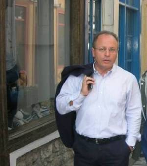 &Epsilon;&pi;ί &pi;&omicron;&delta;ό&sigmaf; &pi;&omicron;&lambda;έ&mu;&omicron;&upsilon; &gamma;&iota;&alpha; &tau;&eta;&nu; &epsilon;&nu;&delta;&epsilon;&chi;ό&mu;&epsilon;&nu;&eta; &epsilon;&pi;&iota;&sigma;&tau;&rho;&omicron;&phi;ή &tau;&omicron;&upsilon; Aqua Maria