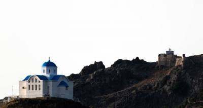 Θυρανοίξια στον Άγιο Νικόλαο Μύρινας από τον Μητροπολίτη Λήμνου