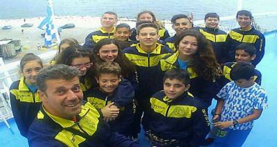 &Nu;ί&kappa;&eta; &mu;&epsilon; &tau;&omicron;&hellip; &kappa;&alpha;&lambda;&eta;&sigma;&pi;έ&rho;&alpha; &gamma;&iota;&alpha; &tau;&eta;&nu; &Alpha;&Epsilon; &Lambda;ή&mu;&nu;&omicron;&upsilon; &chi;ά&nu;&tau;&mu;&pi;&omicron;&lambda; &sigma;&tau;&eta; &Chi;ί&omicron; (photos)