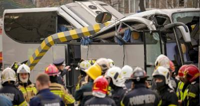 &Delta;&upsilon;&sigma;&tau;ύ&chi;&eta;&mu;&alpha; &sigma;&tau;&eta; &Rho;&omicron;&upsilon;&mu;&alpha;&nu;ί&alpha;: &Nu;&epsilon;&kappa;&rho;ό&sigmaf; 53&chi;&rho;&omicron;&nu;&omicron;&sigmaf; &alpha;&pi;ό &tau;&eta; &Lambda;ά&rho;&iota;&sigma;&alpha;, &alpha;&gamma;&omega;&nu;ί&alpha; &gamma;&iota;&alpha; &tau;&eta;&nu; &delta;&iota;&alpha;&sigma;&omega;&lambda;&eta;&nu;&omega;&mu;έ&nu;&eta; | &Alpha;&nu;&alpha;&zeta;&eta;&tau;&omicron;ύ&nu; &tau;&alpha; &alpha;ί&tau;&iota;&alpha; &omicron;&iota; &Alpha;&rho;&chi;έ&sigmaf;