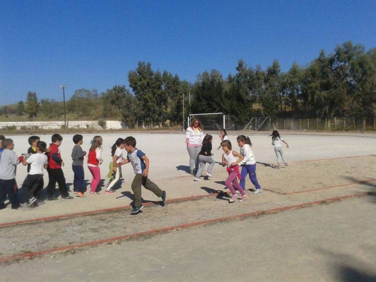 Στις αθλητικές εγκαταστάσεις της «Ηφαιστίας» οι μαθητές του Κοντοπουλίου