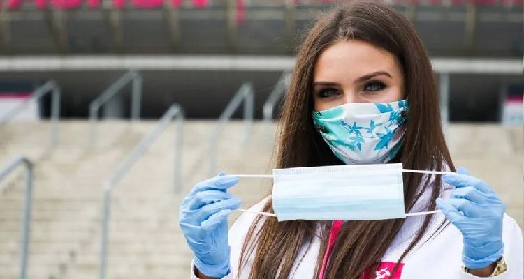 Κορωνοϊός: Τα 20 συμπτώματα της Omicron | Ποια είναι τα 5 συχνότερα
