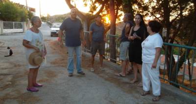 &Tau;&iota;&sigmaf; &epsilon;&rho;&gamma;&alpha;&tau;&iota;&kappa;έ&sigmaf; &kappa;&alpha;&tau;&omicron;&iota;&kappa;ί&epsilon;&sigmaf; &epsilon;&pi;&iota;&sigma;&kappa;έ&phi;&theta;&eta;&kappa;&alpha;&nu; &eta; &pi;&rho;ό&epsilon;&delta;&rho;&omicron;&sigmaf; &kappa;&alpha;&iota; &tau;&alpha; &mu;έ&lambda;&eta; &tau;&eta;&sigmaf; &Delta;&eta;&mu;&omicron;&tau;&iota;&kappa;ή&sigmaf; &Kappa;&omicron;&iota;&nu;ό&tau;&eta;&tau;&alpha;&sigmaf; &Mu;ύ&rho;&iota;&nu;&alpha;&sigmaf;