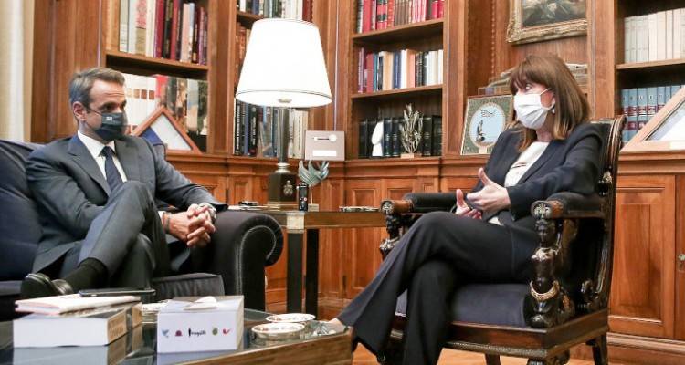 &Delta;&iota;ά&gamma;&gamma;&epsilon;&lambda;&mu;&alpha; &Mu;&eta;&tau;&sigma;&omicron;&tau;ά&kappa;&eta; &sigma;&tau;&iota;&sigmaf; 7 &tau;&omicron; &alpha;&pi;ό&gamma;&epsilon;&upsilon;&mu;&alpha; &gamma;&iota;&alpha; &tau;&omicron;&nu; &kappa;&omicron;&rho;&omega;&nu;&omicron;ϊό: &laquo;&Theta;&alpha; &epsilon;&xi;&eta;&gamma;ή&sigma;&omega; &tau;&eta;&nu; &kappa;&alpha;&tau;ά&sigma;&tau;&alpha;&sigma;&eta; &kappa;&alpha;&iota; &tau;&alpha; &mu;έ&tau;&rho;&alpha; &pi;&omicron;&upsilon; &theta;&alpha; &lambda;ά&beta;&omicron;&upsilon;&mu;&epsilon;&raquo;