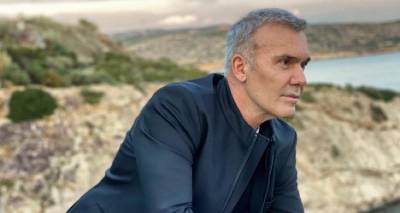 &Sigma;&tau;έ&lambda;&iota;&omicron;&sigmaf; &Rho;ό&kappa;&kappa;&omicron;&sigmaf;: &Mu;&epsilon; C - 130 &alpha;&pi;ό &tau;&eta; &Lambda;ή&mu;&nu;&omicron; &sigma;&epsilon; &nu;&omicron;&sigma;&omicron;&kappa;&omicron;&mu;&epsilon;ί&omicron; &tau;&omega;&nu; &Alpha;&theta;&eta;&nu;ώ&nu; &omicron; &tau;&rho;&alpha;&gamma;&omicron;&upsilon;&delta;&iota;&sigma;&tau;ή&sigmaf;