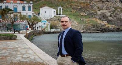 &Omicron;&iota; &epsilon;&upsilon;&chi;έ&sigmaf; &tau;&omicron;&upsilon; &Upsilon;&pi;&omicron;&psi;&eta;&phi;ί&omicron;&upsilon; &Delta;&eta;&mu;ά&rho;&chi;&omicron;&upsilon; &Lambda;ή&mu;&nu;&omicron;&upsilon; &Theta;&omega;&mu;ά &Lambda;&omicron;ύ&kappa;&alpha;