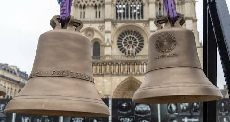Παναγία των Παρισίων: Ήχησαν οι καμπάνες για πρώτη φορά μετά την πυρκαγιά