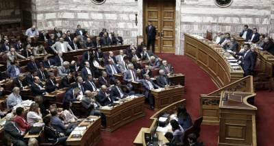 &Alpha;&lambda;&lambda;&alpha;&gamma;ή &phi;ύ&lambda;&omicron;&upsilon;: &Omicron;&iota; &alpha;&pi;ό&nu;&tau;&epsilon;&sigmaf; &kappa;&alpha;&theta;ό&rho;&iota;&sigma;&alpha;&nu; &tau;&omicron; &alpha;&pi;&omicron;&tau;έ&lambda;&epsilon;&sigma;&mu;&alpha;