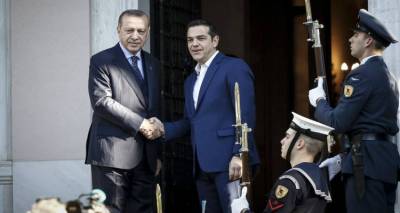 &Mu;&epsilon;&tau;ά &tau;&omicron;&nu; &Epsilon;&rho;&nu;&tau;&omicron;&gamma;ά&nu;, &alpha;&gamma;ώ&nu;&alpha;&sigmaf; &delta;&rho;ό&mu;&omicron;&upsilon; &gamma;&iota;&alpha; &pi;&rho;&omicron;&alpha;&pi;&alpha;&iota;&tau;&omicron;ύ&mu;&epsilon;&nu;&alpha; &kappa;&iota; &epsilon;&pi;&epsilon;&nu;&delta;ύ&sigma;&epsilon;&iota;&sigmaf;