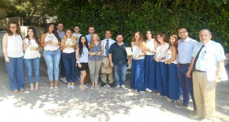 &laquo;&Tau;&omicron; &Pi;&alpha;&nu;. &Tau;&mu;ή&mu;&alpha; &Lambda;ή&mu;&nu;&omicron;&upsilon; &sigma;&upsilon;&mu;&mu;&epsilon;&tau;έ&chi;&epsilon;&iota; &kappa;&alpha;&iota; &beta;&rho;&alpha;&beta;&epsilon;ύ&epsilon;&tau;&alpha;&iota; &gamma;&iota;&alpha; 6 &sigma;&upsilon;&nu;&epsilon;&chi;ή έ&tau;&eta; &sigma;&tau;&omicron;&nu; &delta;&iota;&alpha;&gamma;&omega;&nu;&iota;&sigma;&mu;ό ECOTROPHELIA&raquo;