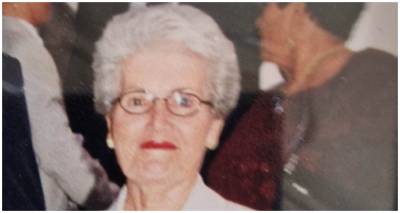 &Sigma;&tau;&iota;&sigmaf; 3 &tau;&omicron; &tau;&epsilon;&lambda;&epsilon;&upsilon;&tau;&alpha;ί&omicron; &alpha;&nu;&tau;ί&omicron; &sigma;&tau;&eta; &Theta;&epsilon;&omicron;&delta;ώ&rho;&alpha; &Kappa;&omicron;&lambda;ό&zeta;&omicron;&upsilon; &ndash; &Gamma;&iota;&alpha;&mu;&alpha;&rho;έ&lambda;&lambda;&omicron;&upsilon;