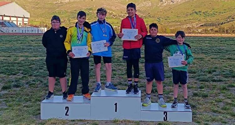 &Alpha;&Epsilon; &Lambda;ή&mu;&nu;&omicron;&upsilon; &kappa;&alpha;&iota; &Alpha;&Omicron; &Eta;&phi;&alpha;&iota;&sigma;&tau;ί&alpha; &laquo;&kappa;έ&rho;&delta;&iota;&sigma;&alpha;&nu;&raquo; &tau;&omicron;&nu; &kappa;&alpha;&iota;&rho;ό &sigma;&tau;&omicron;&nu; &Alpha;΄ &Delta;&iota;&alpha;&sigma;&upsilon;&lambda;&lambda;&omicron;&gamma;&iota;&kappa;ό &Alpha;&gamma;ώ&nu;&alpha; &Delta;&rho;&omicron;&mu;&iota;&kappa;&omicron;ύ &Tau;&rho;&iota;ά&theta;&lambda;&omicron;&upsilon; &Kappa;14