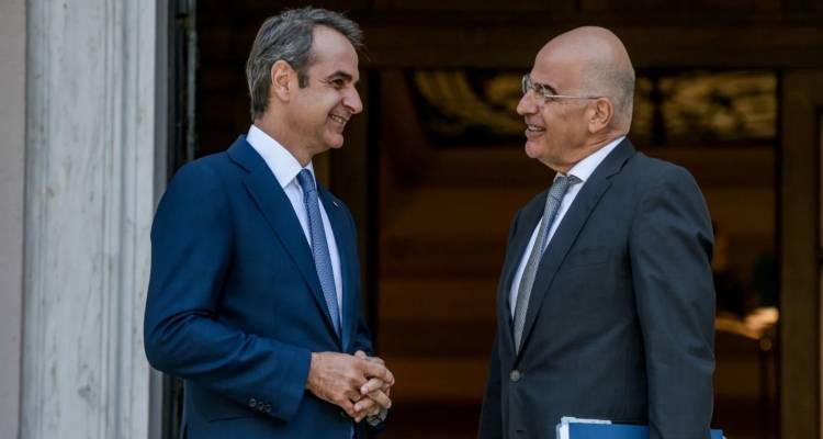 Επιμένει στο «όχι» για Πρόεδρος Δημοκρατίας ο Δένδιας -Ποια πρόσωπα «παίζουν»