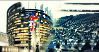 &Alpha;&nu;&alpha;&chi;&omega;&rho;&omicron;ύ&nu; &gamma;&iota;&alpha; &Sigma;&tau;&rho;&alpha;&sigma;&beta;&omicron;ύ&rho;&gamma;&omicron; &omicron;&iota; &mu;&alpha;&theta;&eta;&tau;έ&sigmaf; &pi;&omicron;&upsilon; &epsilon;&kappa;&pi;&rho;&omicron;&sigma;&omega;&pi;&omicron;ύ&nu; &tau;&eta; &Lambda;ή&mu;&nu;&omicron; &sigma;&tau;&omicron; &laquo;Euroscola&raquo;