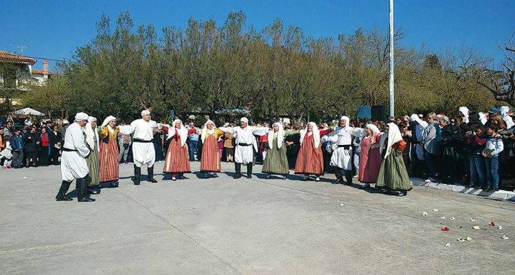 «Οι φίλοι σμίγουν στο χορό»: Το Αιγαίο συναντά τη Θράκη και τη Στερεά Ελλάδα στο Γυμνάσιο Μύρινας