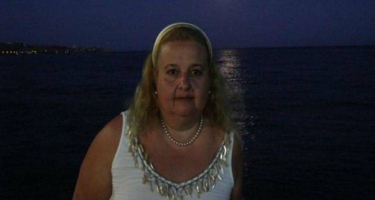 &Pi;έ&theta;&alpha;&nu;&epsilon; &kappa;&alpha;&iota; &eta; &delta;&epsilon;ύ&tau;&epsilon;&rho;&eta; &kappa;ό&rho;&eta; &tau;&eta;&sigmaf; &Beta;έ&phi;&alpha;&sigmaf; &Alpha;&lambda;&epsilon;&xi;&iota;ά&delta;&omicron;&upsilon;