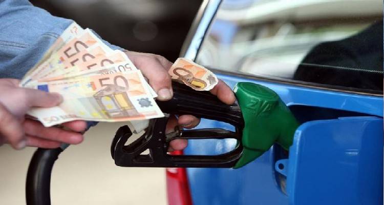 Λήμνος: Από αύριο η επιστροφή χρημάτων για τη βενζίνη και το πετρέλαιο που καταναλώνεις | Η διαδικασία
