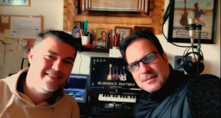 «Άσ’ την να λέει» : Κομσέλης και Μετόκης υπογράφουν το νέο δυνατό χαρτί του λαϊκού τραγουδιού που μόλις κυκλοφόρησε (video)