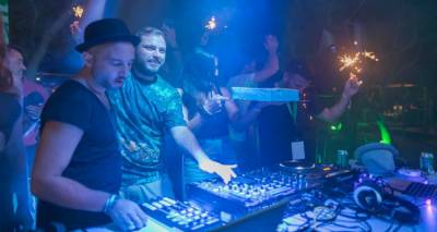 &Lambda;ή&mu;&nu;&omicron;&sigmaf;: &Alpha;&nu;&alpha;&kappa;&omicron;&iota;&nu;ώ&theta;&eta;&kappa;&alpha;&nu; &tau;&alpha; &pi;&rho;ώ&tau;&alpha; &omicron;&nu;ό&mu;&alpha;&tau;&alpha; &tau;&omicron;&upsilon; Reborn Festival 2018