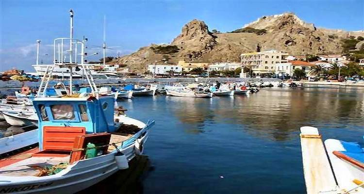 &Mu;ύ&rho;&iota;&nu;&alpha; &Lambda;ή&mu;&nu;&omicron;&upsilon;: &Eta; &pi;&rho;&omega;&tau;&epsilon;ύ&omicron;&upsilon;&sigma;&alpha; &pi;&omicron;&upsilon; &sigma;&upsilon;&nu;&delta;&upsilon;ά&zeta;&epsilon;&iota; &iota;&sigma;&tau;&omicron;&rho;ί&alpha;, &pi;&alpha;&rho;ά&delta;&omicron;&sigma;&eta; &kappa;&alpha;&iota; &nu;&eta;&sigma;&iota;ώ&tau;&iota;&kappa;&eta; &alpha;&rho;&chi;&omicron;&nu;&tau;&iota;ά