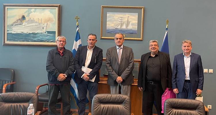 Κικίλιας και Αθανασίου άκουσαν τα αιτήματα των φορτοεκφορτωτών