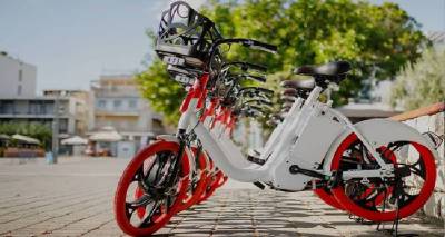 &Kappa;&omicron;&iota;&nu;ό&chi;&rho;&eta;&sigma;&tau;&alpha; &eta;&lambda;&epsilon;&kappa;&tau;&rho;&iota;&kappa;ά &pi;&omicron;&delta;ή&lambda;&alpha;&tau;&alpha; &alpha;&pi;&omicron;&kappa;&tau;ά &eta; &Lambda;ή&mu;&nu;&omicron;&sigmaf;