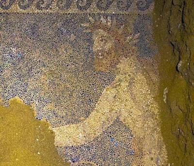 Discovery: &Omicron; &Phi;ί&lambda;&iota;&pi;&pi;&omicron;&sigmaf; &Beta;' (;) &omicron; &gamma;&epsilon;&nu;&epsilon;&iota;&omicron;&phi;ό&rho;&omicron;&sigmaf; &sigma;&tau;&omicron; ά&rho;&mu;&alpha; &tau;&omicron;&upsilon; &psi;&eta;&phi;&iota;&delta;&omega;&tau;&omicron;ύ