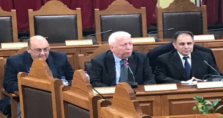 Μαζί στην κινητοποίηση… χώρια στις θέσεις