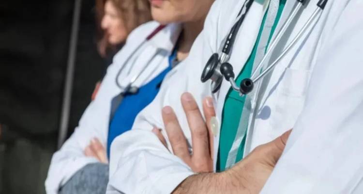 48ωρη απεργία των νοσοκομειακών γιατρών -Κλειστά αύριο τα ιδιωτικά ιατρικά εργαστήρια