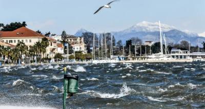 &Kappa;&alpha;&iota;&rho;ό&sigmaf;: &Epsilon;&pi;&iota;&mu;έ&nu;&omicron;&upsilon;&nu; &omicron;&iota; &theta;&upsilon;&epsilon;&lambda;&lambda;ώ&delta;&epsilon;&iota;&sigmaf; ά&nu;&epsilon;&mu;&omicron;&iota; -Έ&omega;&sigmaf; 8 &mu;&pi;&omicron;&phi;ό&rho; &sigma;&tau;&omicron; &Alpha;&iota;&gamma;&alpha;ί&omicron;, &sigma;&tau;&omicron;&upsilon;&sigmaf; 35 &beta;&alpha;&theta;&mu;&omicron;ύ&sigmaf; &eta; &theta;&epsilon;&rho;&mu;&omicron;&kappa;&rho;&alpha;&sigma;ί&alpha;
