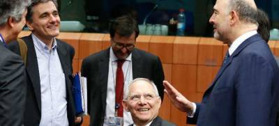 &Pi;&omicron;&lambda;&iota;&kappa;ό &psi;ύ&chi;&omicron;&sigmaf; &sigma;&tau;&eta; &delta;&iota;&alpha;&pi;&rho;&alpha;&gamma;&mu;ά&tau;&epsilon;&upsilon;&sigma;&eta;: &Delta;&epsilon;&nu; &pi;&rho;&omicron;&beta;&lambda;έ&pi;&epsilon;&tau;&alpha;&iota; &sigma;&upsilon;&nu;ά&nu;&tau;&eta;&sigma;&eta; &Tau;&sigma;&alpha;&kappa;&alpha;&lambda;ώ&tau;&omicron;&upsilon;-&Sigma;ό&iota;&mu;&pi;&lambda;&epsilon; | &laquo;&Sigma;&tau;&rho;&alpha;&beta;ώ&nu;&epsilon;&iota;&raquo; &eta; έ&nu;&tau;&alpha;&xi;&eta; &sigma;&tau;&omicron; QE