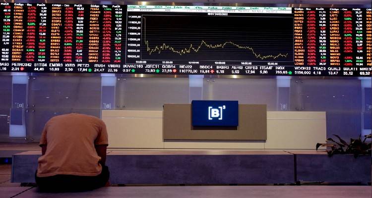 &Omicron;&upsilon;&kappa;&rho;&alpha;&nu;ί&alpha;: &Sigma;&upsilon;&nu;&alpha;&gamma;&epsilon;&rho;&mu;ό&sigmaf; &gamma;&iota;&alpha; &sigma;&iota;&tau;&eta;&rho;ά, &epsilon;&nu;έ&rho;&gamma;&epsilon;&iota;&alpha; &kappa;&alpha;&iota; &beta;&rho;&epsilon;&phi;&iota;&kappa;ό &gamma;ά&lambda;&alpha; | &Epsilon;&pi;&iota;&sigma;&iota;&tau;&iota;&sigma;&tau;&iota;&kappa;ό &laquo;&kappa;&rho;&alpha;&chi;&raquo; &phi;&omicron;&beta;&omicron;ύ&nu;&tau;&alpha;&iota; &omicron;&iota; G7