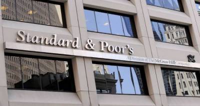&Alpha;&nu;&alpha;&beta;ά&theta;&mu;&iota;&sigma;&epsilon; &tau;&omicron; &alpha;&xi;&iota;ό&chi;&rho;&epsilon;&omicron; &tau;&eta;&sigmaf; &Epsilon;&lambda;&lambda;ά&delta;&alpha;&sigmaf; &eta; S&amp;P