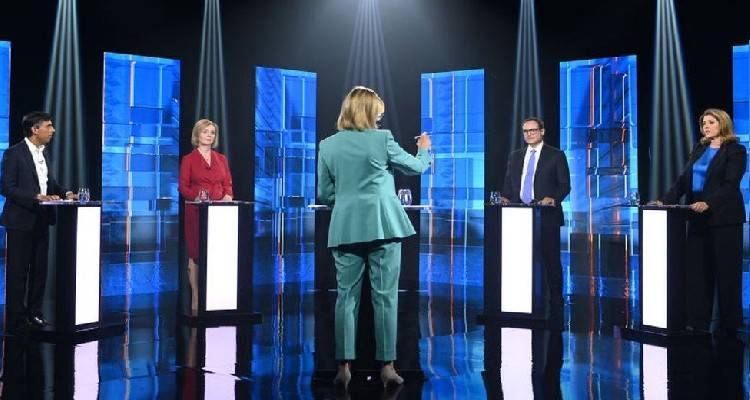 &Beta;&rho;&epsilon;&tau;&alpha;&nu;ί&alpha; : &ldquo;&Sigma;&upsilon;&nu;&tau;&rho;&omicron;&phi;&iota;&kappa;ά &mu;&alpha;&chi;&alpha;&iota;&rho;ώ&mu;&alpha;&tau;&alpha;&rdquo; &sigma;&tau;&eta;&nu; &kappa;&omicron;ύ&rho;&sigma;&alpha; &gamma;&iota;&alpha; &tau;&eta; &Nu;&tau;ά&omicron;&upsilon;&nu;&iota;&nu;&gamma;&kappa; &Sigma;&tau;&rho;&iota;&tau;